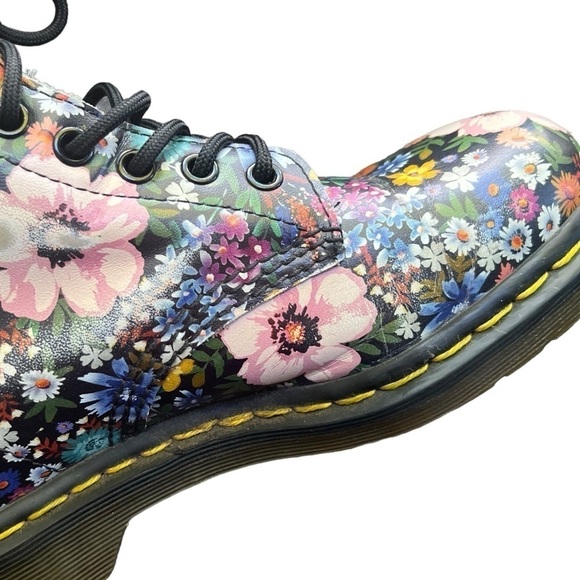 Dr Martens 1460 Pascal Floral Lace Up Boots in Wanderlust Size US 6 - Picture 13 of 16
